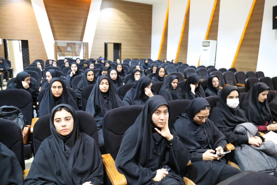 برگزاری اختتامیه سومین لیک ورزشی دانشجو معلمان پردیس امام خمینی (ره) گرگان 
 2