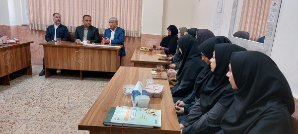 بازدید کارشناسان دانشگاه فرهنگیان از مدارس مجری برنامه کارورزی پردیس آیت الله خامنه ای گرگان 3