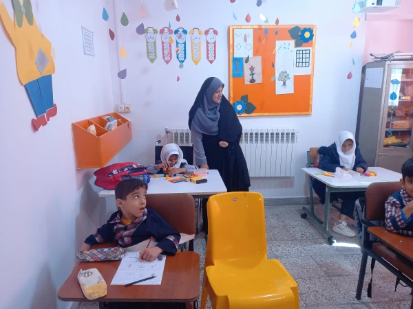 بازدید کارشناسان دانشگاه فرهنگیان از مدارس مجری برنامه کارورزی پردیس آیت الله خامنه ای گرگان 5