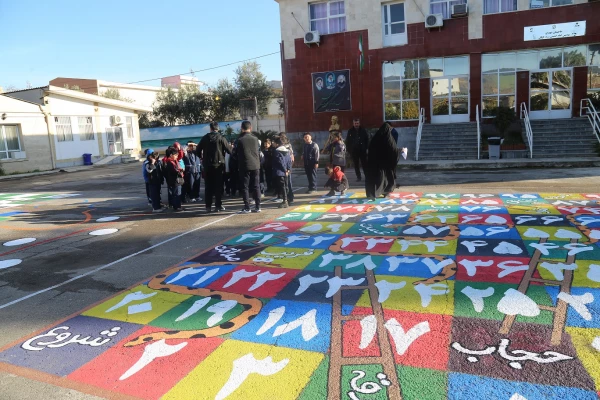 افتتاحیه حیاط پویا برای نخستین بار در استان گلستان در پردیس امام خمینی (ره) گرگان اجرا شد. 2