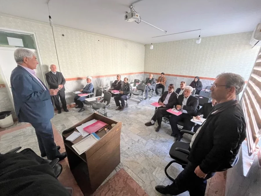 دوره های کارورزی ۲ و ۴ و رشته کاردانی با هدف ارتقاء مهارت های عملی و حرفه ای دانشجویان در ارتباط با حرفه ی آموزشی برگزار شدند.

 6