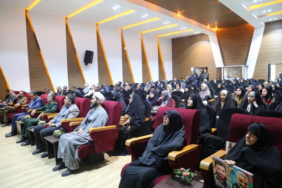 برگزاری اختتامیه سومین جشنواره فرهنگی هنری سرو سرخ ویژه دانشگاه فرهنگیان سراسر کشور به میزبانی پردیس امام خمینی(ره) گرگان 2