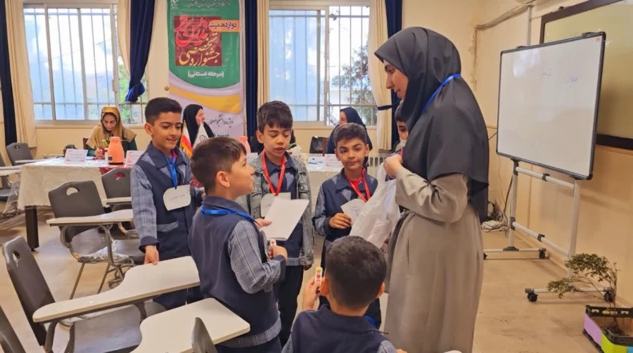 مرحله استانی دوازدهمین جشنواره تدریس برتر دانشگاه فرهنگیان استان گلستان با معرفی نفرات برتر برگزار شد: 8