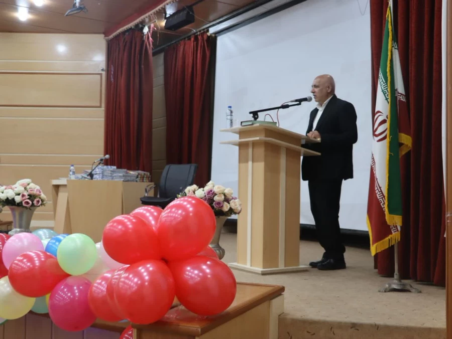 گرامیداشت هفته سرآمدی آموزش و تجلیل از دانشجومعلمان برترواحد دانشگاهی شهید بهشتی گنبد کاووس 4