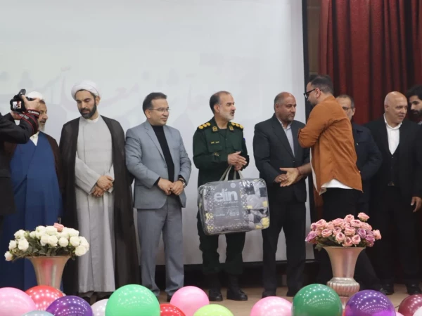 گرامیداشت هفته سرآمدی آموزش و تجلیل از دانشجومعلمان برترواحد دانشگاهی شهید بهشتی گنبد کاووس 6