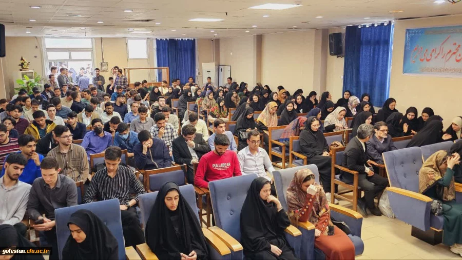 کارگاه رویکردهای نوین در آموزش و یادگیری توسط دکتر ابوالفضل بختیاری در پردیس آیت الله خامنه ای برگزار شد. 3