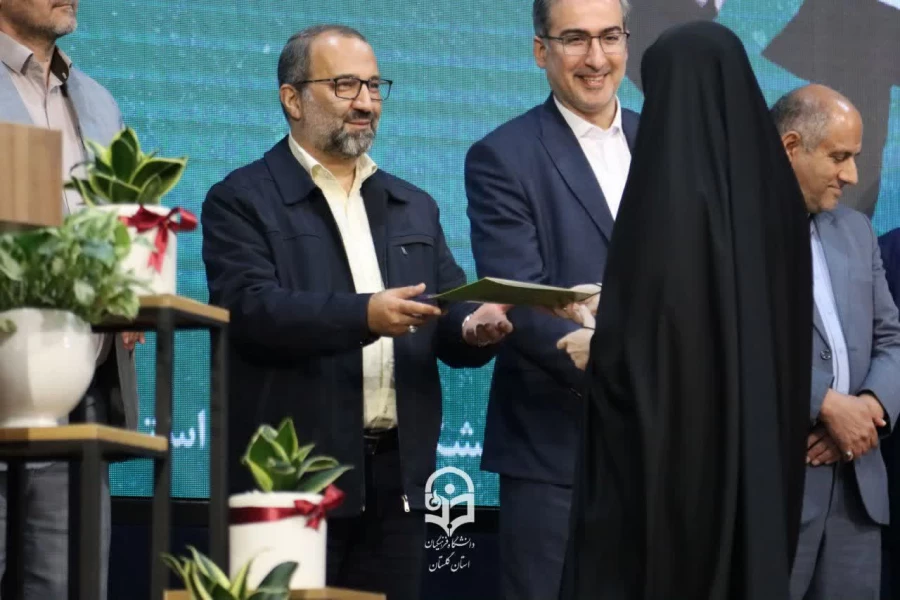 مراسم اختتامیه اولین جشنواره سرآمد شو (تجربه زیسته کارورزی) برگزار شد. 5