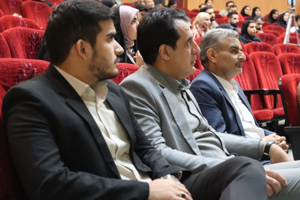 دانشگاه فرهنگیان استان گلستان مقام های دوم و سوم مسابقات ملی مناظره دانشجویان دانشگاه های استان را بدست آورد. 8