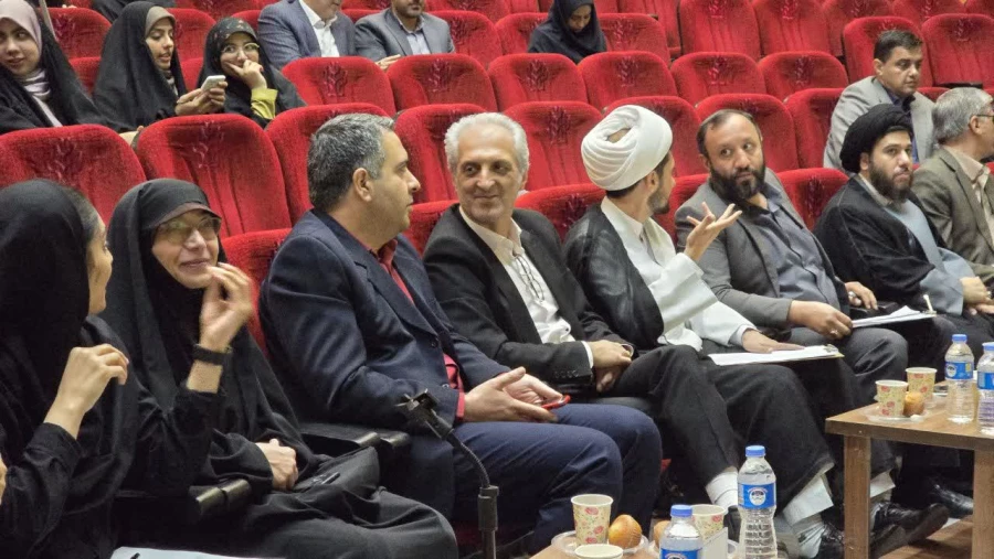 دانشگاه فرهنگیان استان گلستان مقام های دوم و سوم مسابقات ملی مناظره دانشجویان دانشگاه های استان را بدست آورد. 9