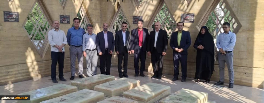 سرپرست جدید دانشگاه فرهنگیان استان گلستان در اولین ساعات کاری خود با حضور در تپه نورالشهدا گرگان ضمن تجدید میثاق با شهدا فعالیت اداری وکاری خود را آغاز کرد. 2