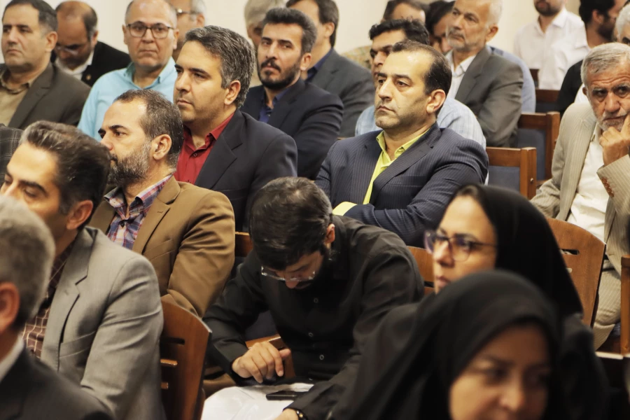 با حکم دکتر برزویی رئیس دانشگاه فرهنگیان، دکتر حسین تربتی نژاد به عنوان سرپرست مدیریت امورپردیس های استان گلستان معرفی شد. 9