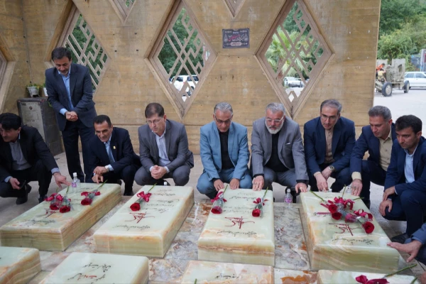 تجدید میثاق سرپرست دانشگاه فرهنگیان استان گلستان همراه با مدیران و رؤسای آموزش و پرورش استان با آرمان شهدا 3