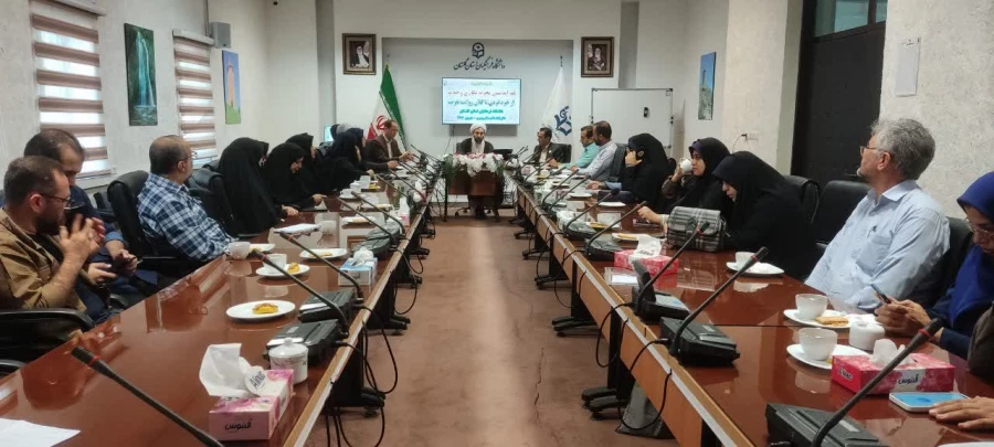 به مناسبت هفته وحدت نشست هم اندیشی تجربه نگاری وحدت با حضور همکاران برگزار شد 9