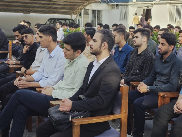 جشن آغازسال تحصیلی جدید دانشجویان پردیس آیت الله خامنه ای برگزار شد 7