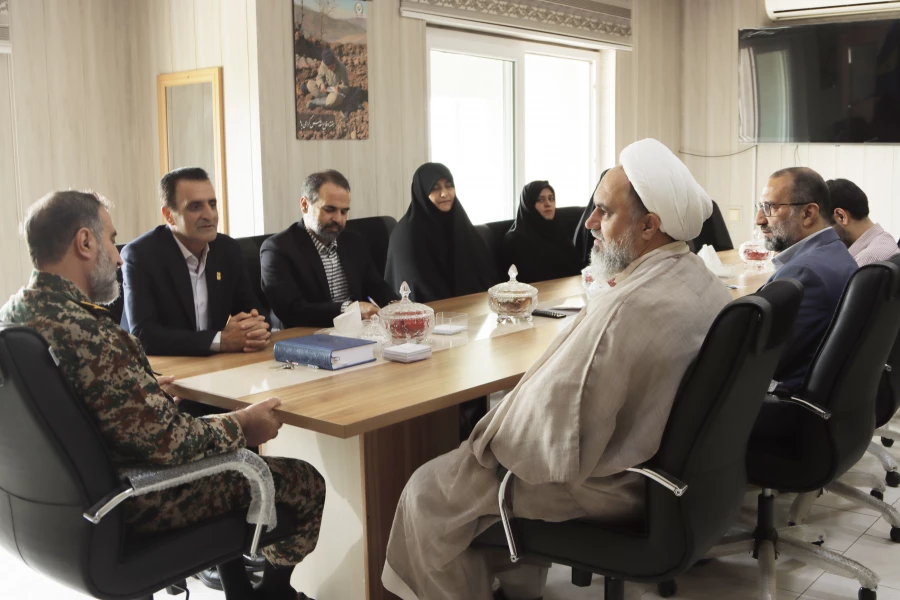 دشمن به دنبال ایجاد گسل های اجتماعی، فکری و فرهنگی است 5