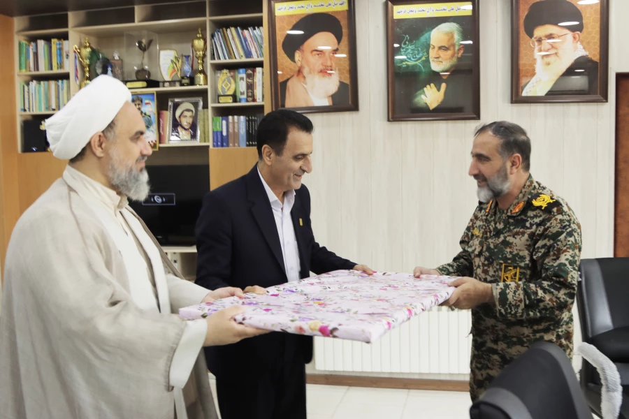 دشمن به دنبال ایجاد گسل های اجتماعی، فکری و فرهنگی است 7