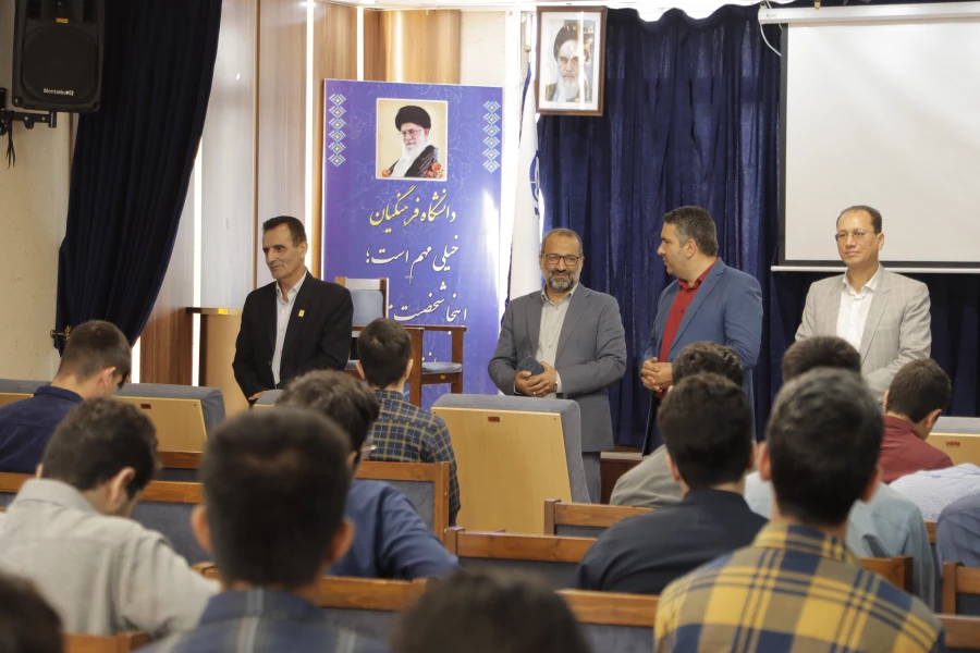 بازدید سرپرست دانشگاه از روند ثبت نام دانشجویان جدیدالورود پردیس آیت الله خامنه ای گرگان 7