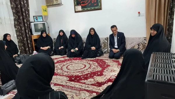 دیدار سرپرست دانشگاه فرهنگیان استان گلستان با خانواده شهدای جنگ تحمیلی 12 روزه 6