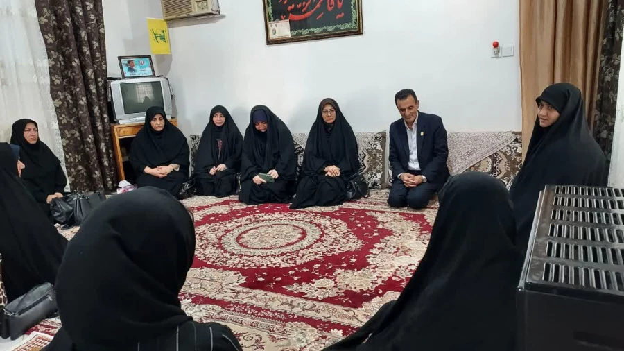 دیدار سرپرست دانشگاه فرهنگیان استان گلستان با خانواده شهدای جنگ تحمیلی 12 روزه 6