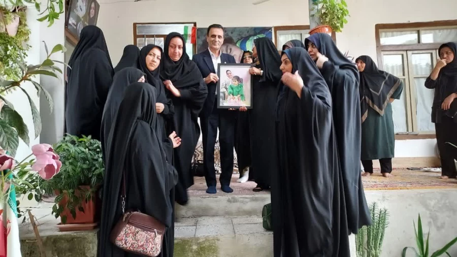 دیدار سرپرست دانشگاه فرهنگیان استان گلستان با خانواده شهدای جنگ تحمیلی 12 روزه 7