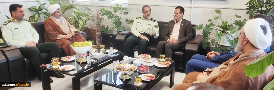 همزمان با هفته نیروی انتظامی سرپرست دانشگاه به همراه جمعی از همکاران با فرمانده انتظامی گلستان دیدار کردند 2