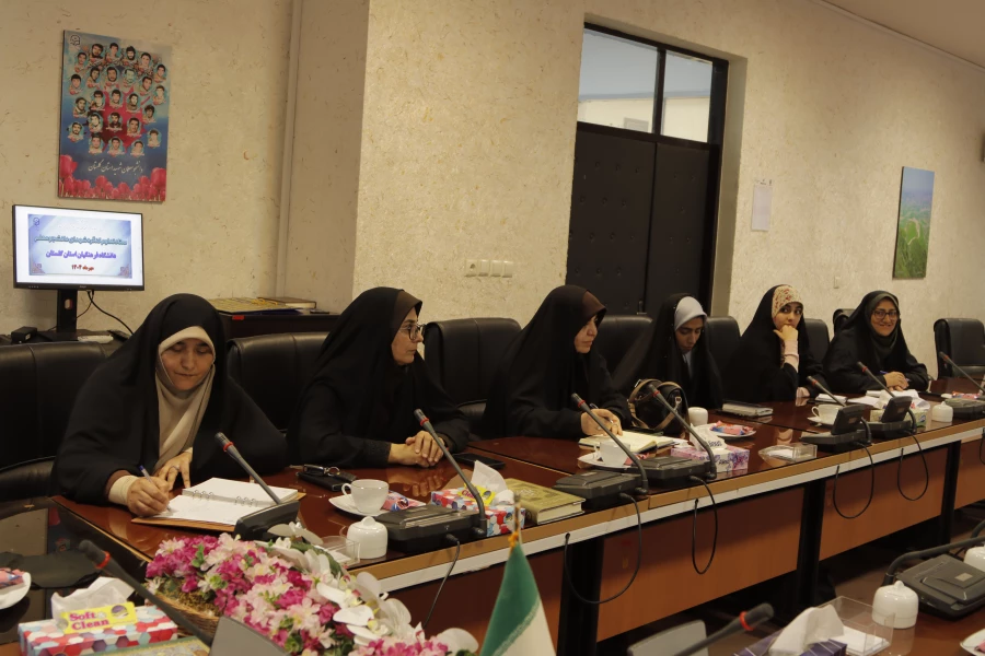 جلسه ستاد تداوم کنگره  شهدای دانشجو معلم استان با حضور مدعوین برگزار شد.   2