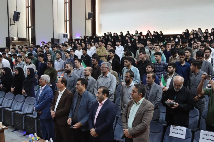 جشن آغاز سال تحصیلی جدید و آئین استقبال از نو دانشجو معلمان برگزار شد 7