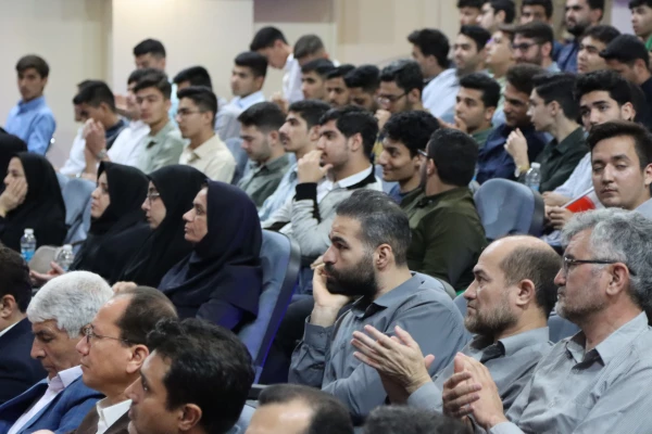 جشن آغاز سال تحصیلی جدید و آئین استقبال از نو دانشجو معلمان برگزار شد 9