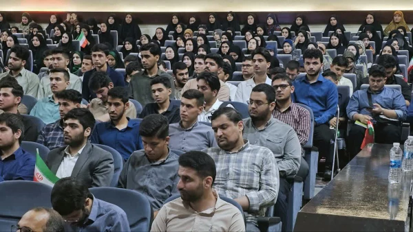 جشن آغاز سال تحصیلی جدید و آئین استقبال از نو دانشجو معلمان برگزار شد 14