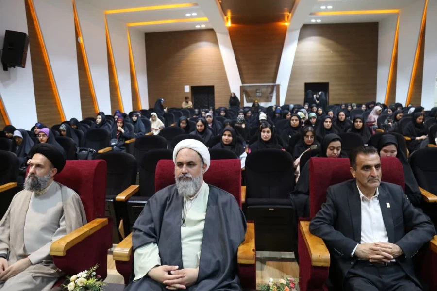 مراسم ولادت حضرت زینب(س) اسوه صبر و استقامت برگزار شد 2