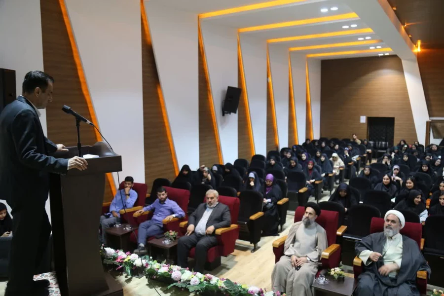 مراسم ولادت حضرت زینب(س) اسوه صبر و استقامت برگزار شد 6