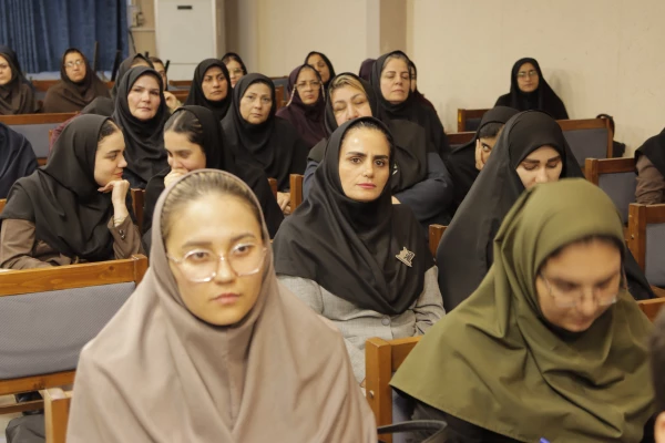 مأموریت دانشگاه فرهنگیان تربیت معلم علمی-مهارتی است 9