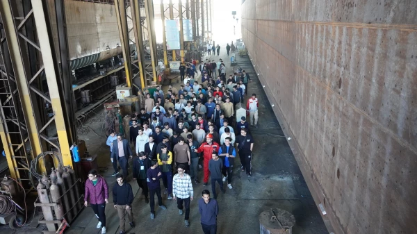 برگزاری اردوی علمی راهیان پیشرفت دانشجویان واحد دانشگاهی شهید بهشتی از شرکت کشتی سازی صدرا

 4