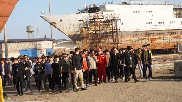 برگزاری اردوی علمی راهیان پیشرفت دانشجویان واحد دانشگاهی شهید بهشتی از شرکت کشتی سازی صدرا

 8