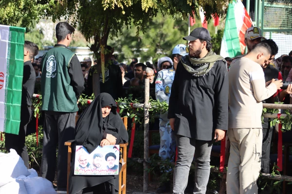 پیکر مطهر شهید گمنام در پردیس ایت الله خامنه ای گرگان تدفین شد 9