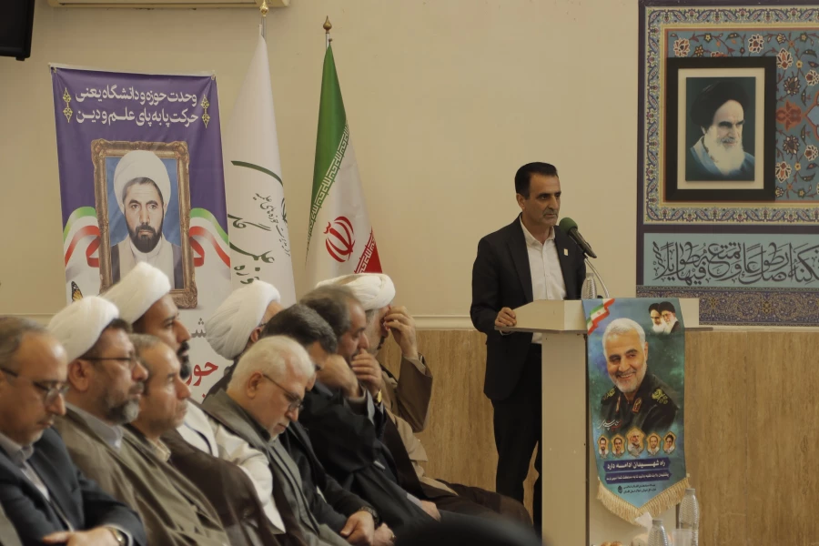 نشست نخبگانی حوزه و دانشگاه با حضور آیت الله نورمفیدی و دکتر تربتی نژاد برگزار شد 3