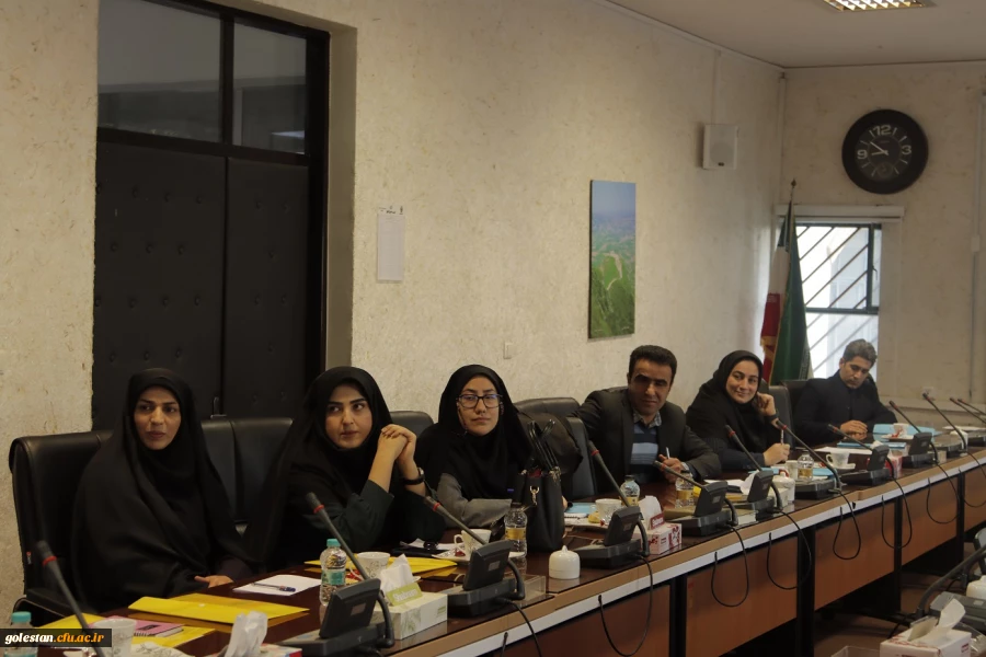 کمیته بررسی شیوه نامه های پژوهشی برگزار شد/ تقدیر از زحمات سه ساله معاون آموزشی، فرهنگی و پژوهشی 3