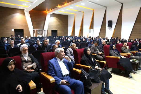 نشست تخصصی اساتید و اعضای هیئت علمی دانشگاه فرهنگیان؛ کیفیت  بخشی به آموزش در دستور کار 4