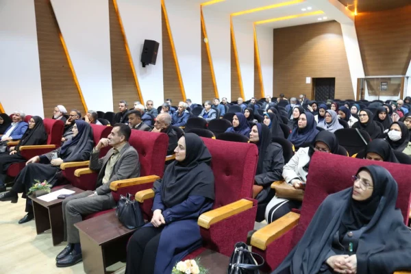 نشست تخصصی اساتید و اعضای هیئت علمی دانشگاه فرهنگیان؛ کیفیت  بخشی به آموزش در دستور کار 5