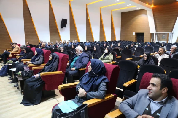  دوره بازآموزی کارورزی ۲ و ۴ ویژه اساتید دانشگاه فرهنگیان استان گلستان برگزار شد    6