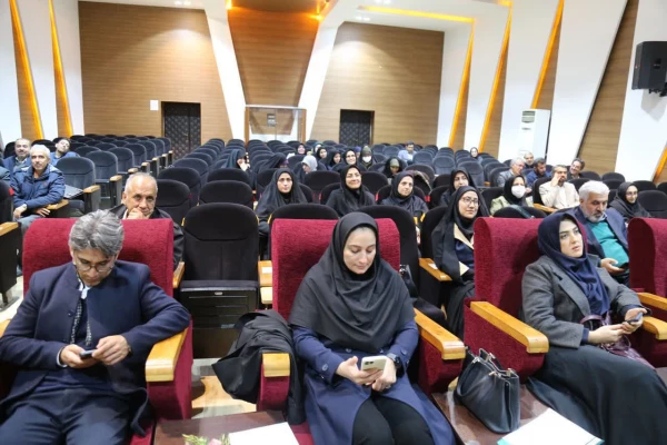 دوره بازآموزی کارورزی ۲ و ۴ ویژه اساتید دانشگاه فرهنگیان استان گلستان برگزار شد    7